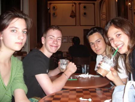 Les people........pipoooll